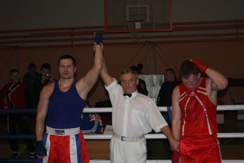 Победил Андрей Зверев («Юность России»).