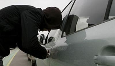 Стражи порядка поймали в Рязани серийных автоворишек