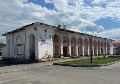 Торговые ряды в рабочем посёлке Елатьма вновь выставили на продажу