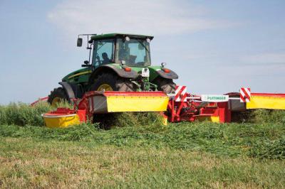 Аграрии Рязанщины приступили к заготовке кормов