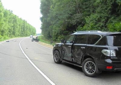 «Урал» протаранил Nissan Patrol в Рыбновском районе