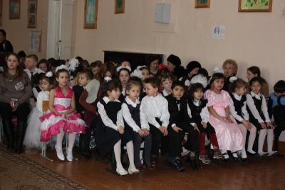 Рязанская полиция в честь праздника посетила школу-интернат №1