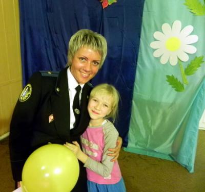 Надежда Бушкова поблагодарила рязанских приставов за помощь ребятам из Шереметьево-Песочинского детского дома