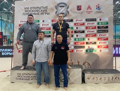 Рязанцы завоевали медали чемпионата России по пляжной борьбе