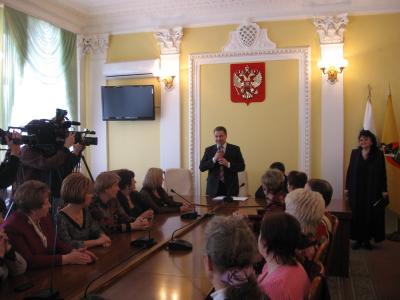 Заместители главы администрации Рязани поздравили представительниц прекрасного пола