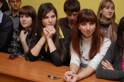 Без обиняков