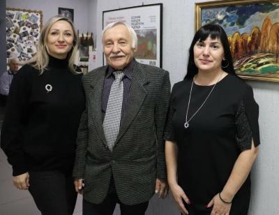 Рязанцев приглашают на выставку «Осенним холодом расцвечены надежды»