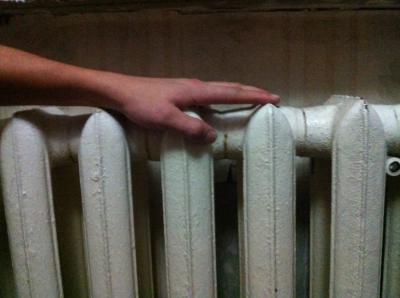 Жители дома на улице Соколовской из-за капремонта остались без тепла