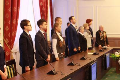 Рязанским школьникам выдали паспорта в торжественной обстановке