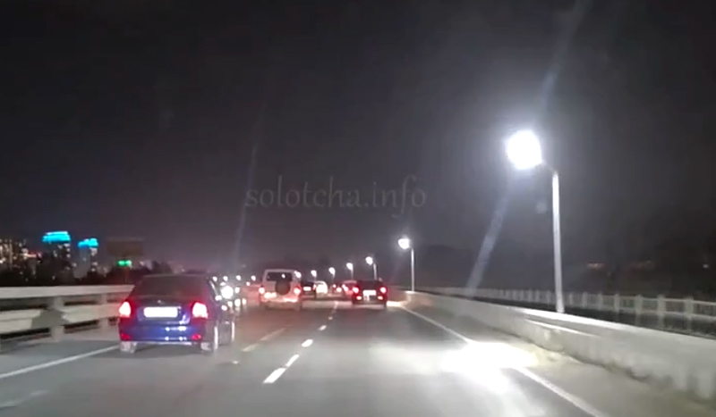 На Солотчинском шоссе в Рязани смонтировали освещение