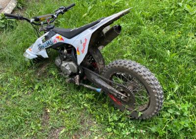 В Рязани у мотоцикла оторвало колесо после столкновения с BMW