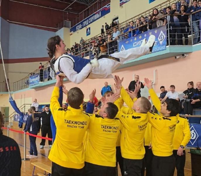 Рязанские тхэквондисты завоевали медали домашнего первенства страны