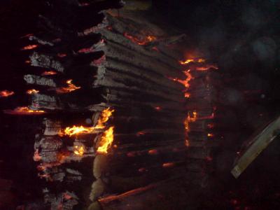 Захаровский район утратил два сарая