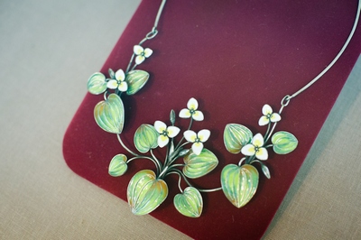 В Рязанском кремле распустились полевые цветы из мельхиора