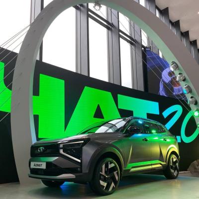 Технологии Сбера будут впервые интегрированы в серийный автомобиль Lada Azimut