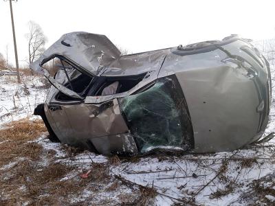 Под Рязанью автоледи на Renault Sandero перевернулась в кювет