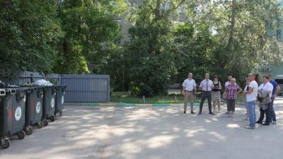 Елена Сорокина поручила усилить контроль за вывозом мусора во дворах Рязани