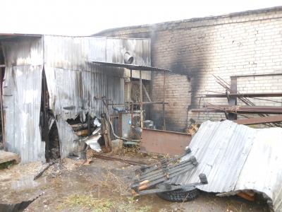 На Рязанском мясокомбинате сгорел цех свечной компании