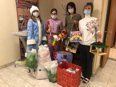 Сотрудники Рязанского отделения Сбербанка приняли участие в благотворительной акции «Ёлка добра»