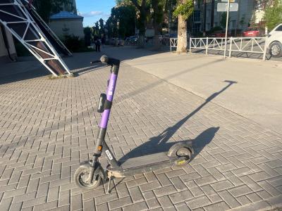 В Рязани оператор СИМ выписал 22 штрафа пользователям электросамокатов