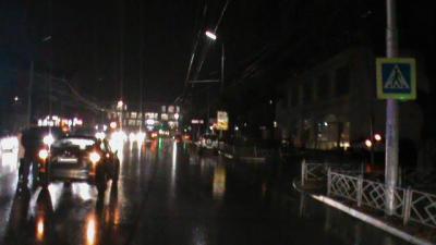 В Рязани девушка на пешеходном переходе угодила под колёса Mazda