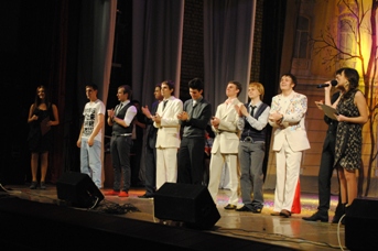 «Мистер РГУ 2011» устроил зажигательное шоу в стиле Элвиса Пресли