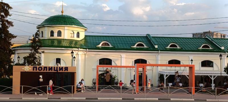 На покраску ограждений трёх скверов в Рязани выделили 2,3 миллиона рублей