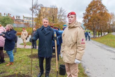 Аркадий Фомин поучаствовал в закладке Аллеи Памяти в Рязани
