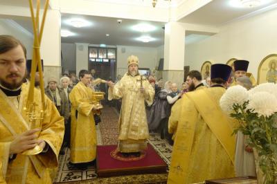 Митрополит Марк освятил домовой храм на Лазаревском кладбище в Рязани