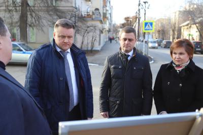 Николай Любимов оценил экопарковки на улице Тимакова