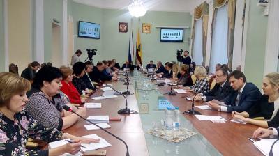 В Рязоблдуме обсудили привлечение молодых специалистов в социальную сферу
