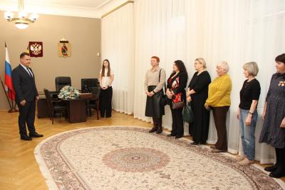 Борис Ясинский поздравил рязанских матерей с наступающим праздником