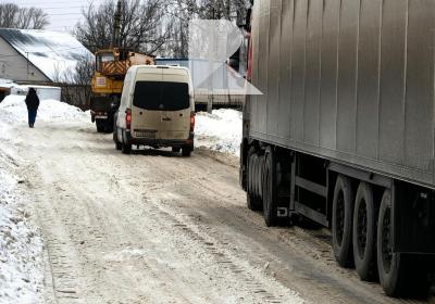 Жители деревни Турлатово пожаловались на фуры