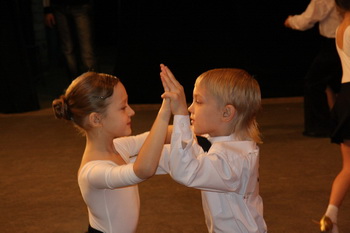 Более сотни юных танцоров приняли участие в городском турнире по спортивным танцам «Осенний дебют»