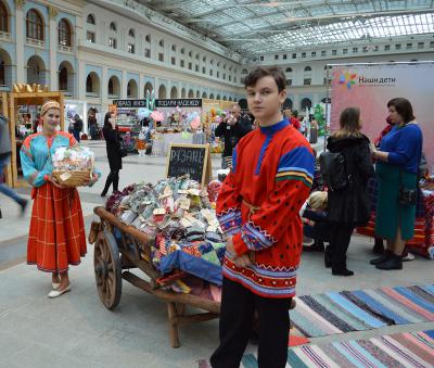 Фото Вячеслава Аронова, Татьяны Клемешевой и Дмитрия Плисова