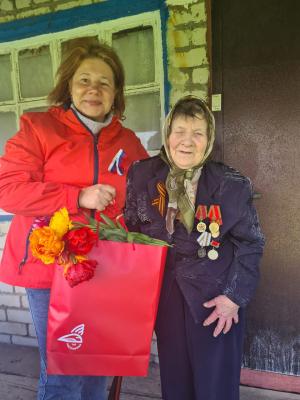 Железнодорожники поздравили ветеранов праздником Великой Победы