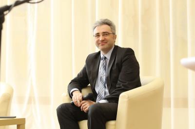 Виталий Попов