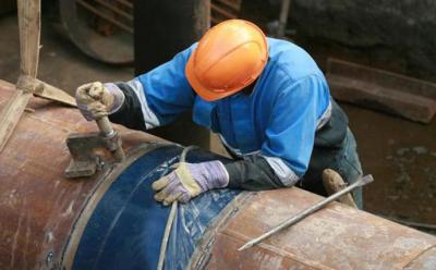 Прорыв тепломагистрали на улице Советской Армии устранён