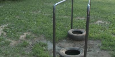 Жители Канищево не могут добиться благоустройства двора