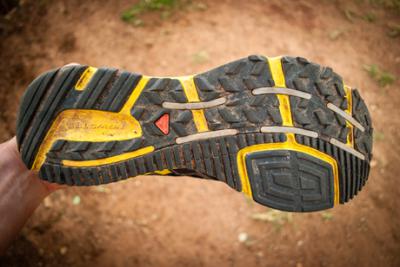 Кроссовки воров помогли скопинским полицейским раскрыть серию автокраж