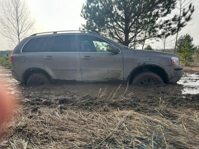 Жители Шиловского района пожаловались на уничтоженную лесовозами дорогу