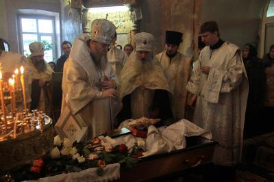 Митрополит Рязанский и Михайловский отпел скоропостижно скончавшегося иеромонаха 