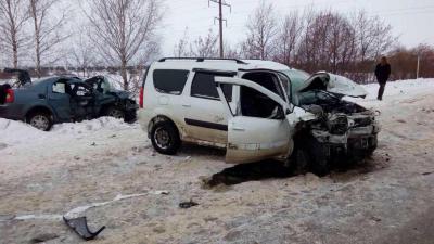 Появились фотографии с места ДТП под Дубровичами