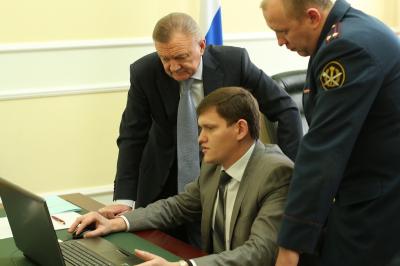 Олег Ковалёв поприсутствовал на записи ребёнка в детский сад через интернет 