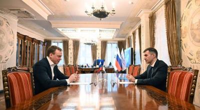 Павел Малков встретился с директором ПАО «Россети Центр» Борисом Эбзеевым