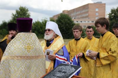 На территории Рязанской областной клинической больницы освятили землю под храм