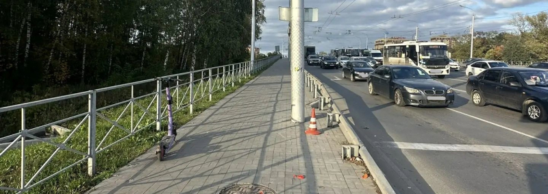 В Рязани пострадал подросток, упавший с электросамоката
