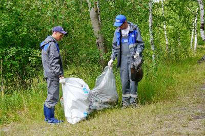 В Шиловском районе очистили берег озера Святое