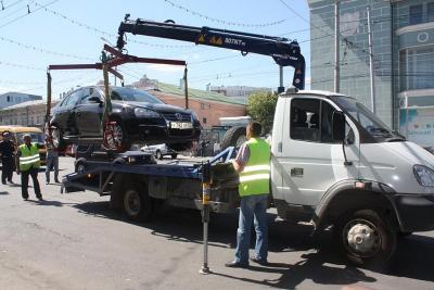 Эвакуаторы будут круглосуточно очищать рязанские улицы