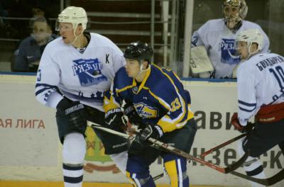 ХК «Рязань» в Пензе по буллитам выиграл у «Дизеля»
